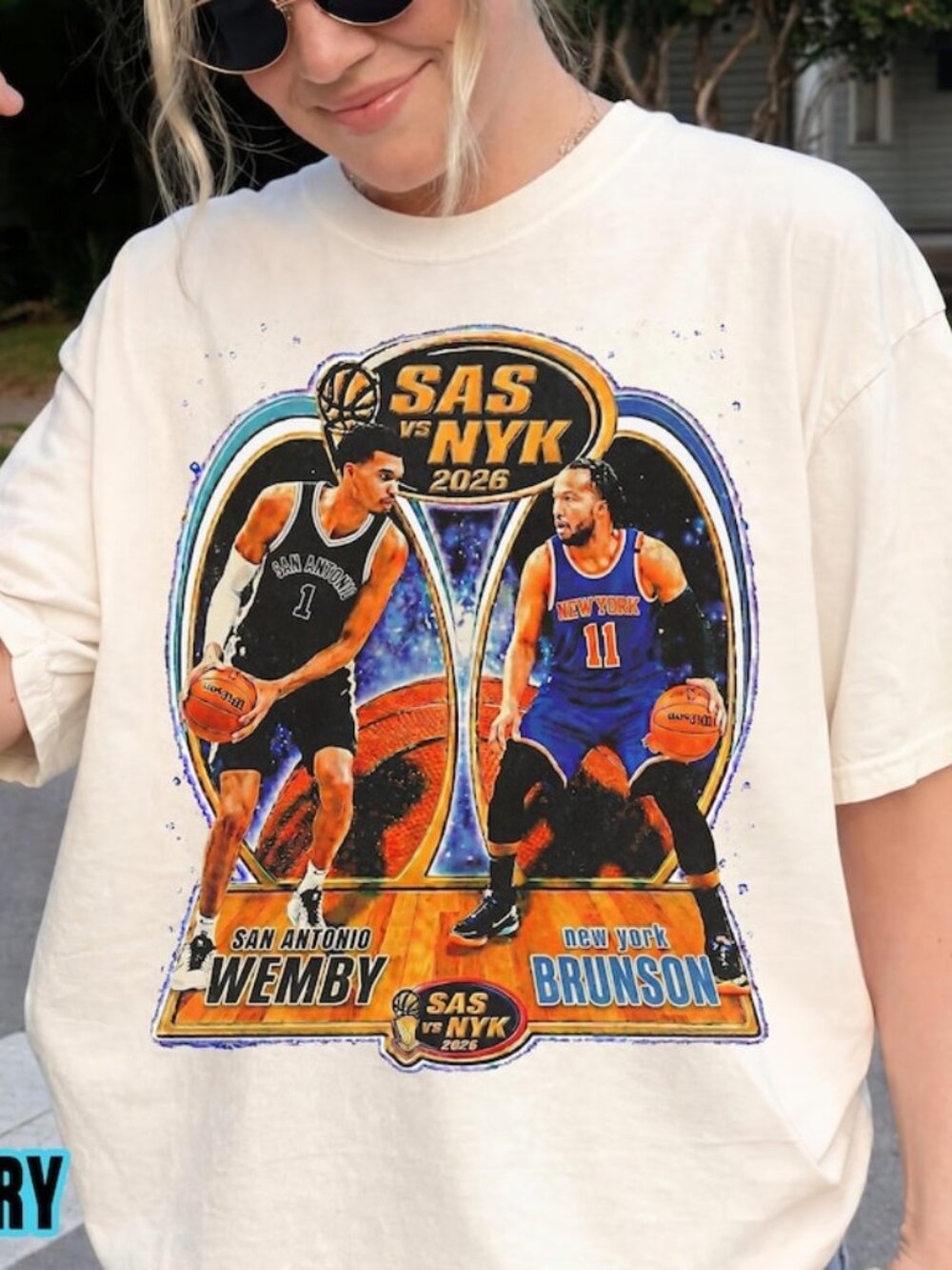 Wemby vs Brunson Finals Comfort Tee – San Antonio vs New York Basketball